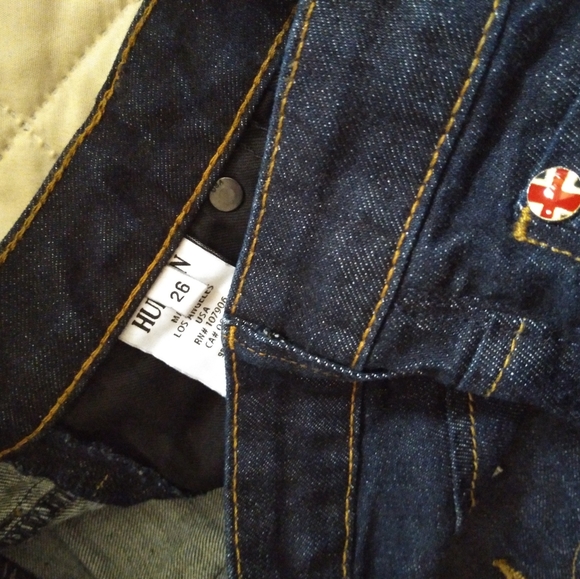 Hudson - Picture 4 of 5